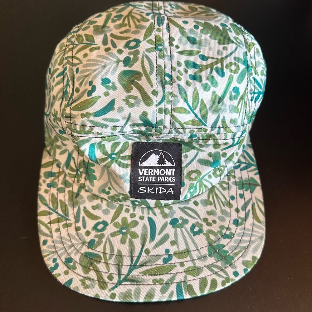 Skida brim hat